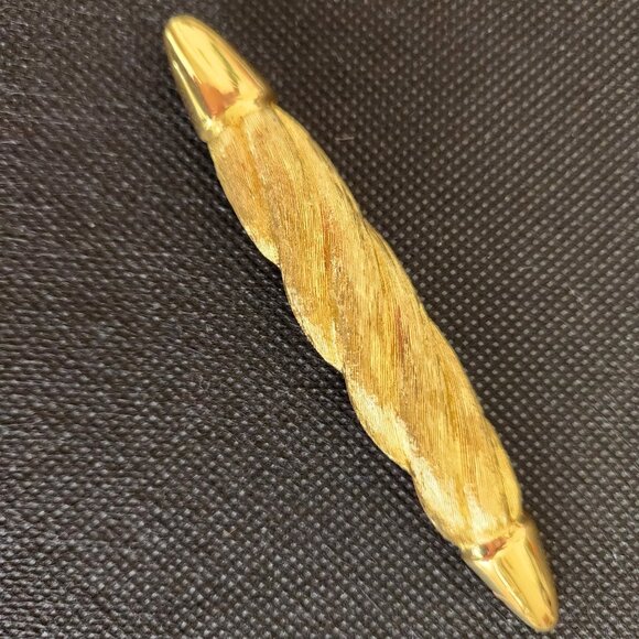 1980-S CHRISTIAN DIOR SIGNED BIG VINTAGE GOLD TONE BROOCH - Picture 2 of 7